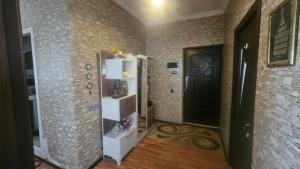 Bakı, köhnə tikili 3 otaqlı, satılır, 90 m²  , Xəzər rayonu, Buzovna