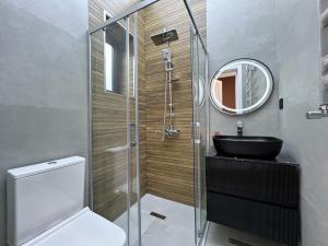 Bakı, həyət evi 4 otaqlı, satılır, 145 m² , 2.7 sot , Xəzər rayonu, Şüvəlan