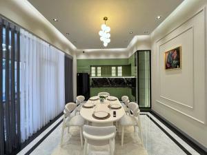 Bakı, həyət evi 5 otaqlı, satılır, 220 m² , 5.5 sot , Xəzər rayonu, Mərdəkan