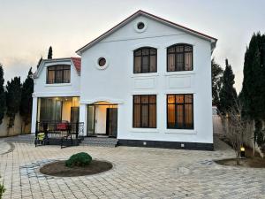 Bakı, bağ/həyət evi 5 otaqlı, satılır, 350 m² , 12 sot , Xəzər rayonu, Şüvəlan