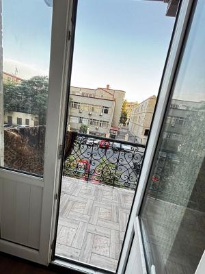 Bakı, köhnə tikili 3 otaqlı, kirayə, 90 m²  , Nəsimi rayonu