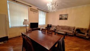 Bakı, ofis 3 otaqlı, satılır, 100 m²  , Səbail rayonu