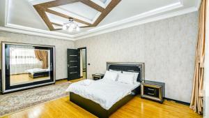 Bakı, yeni tikili 3 otaqlı, kirayə, 135 m²  , Yasamal rayonu, Yasamal qəs.