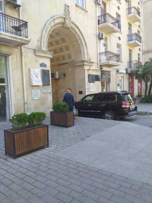 Bakı, köhnə tikili 2 otaqlı, günlük kirayə, 50 m²  , Səbail rayonu