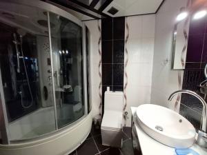 Bakı, köhnə tikili 3 otaqlı, satılır, 90 m²  , Nizami rayonu, 8-ci kilometr