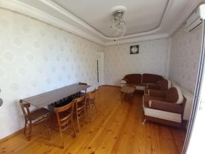 Bakı, yeni tikili 2 otaqlı, kirayə, 66 m²  , Yasamal rayonu, Yeni Yasamal qəs.