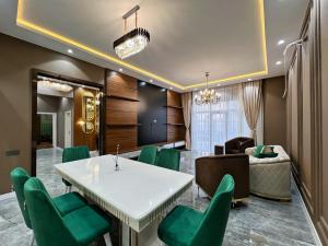 Bakı, həyət evi 5 otaqlı, satılır, 250 m² , 7 sot , Xəzər rayonu, Mərdəkan
