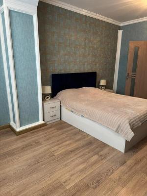 Bakı, köhnə tikili 3 otaqlı, satılır, 76 m²  , Səbail rayonu