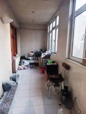 Bakı, köhnə tikili 5 otaqlı, satılır, 135 m²  , Binəqədi rayonu, 8-ci mikrorayon