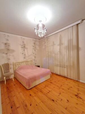 Bakı, həyət evi 11 otaqlı, satılır, 300 m² , 3 sot , Sabunçu rayonu, Balaxanı qəs.