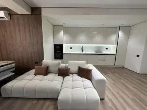 Bakı, yeni tikili 2 otaqlı, kirayə, 85 m²  , Səbail rayonu, Bayıl qəs.