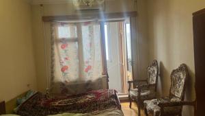 Bakı, köhnə tikili 2 otaqlı, satılır, 75 m²  , Yasamal rayonu, Yasamal qəs.