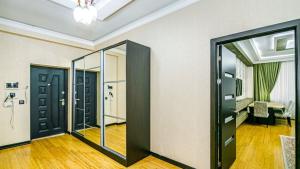 Bakı, yeni tikili 3 otaqlı, kirayə, 135 m²  , Yasamal rayonu, Yasamal qəs.