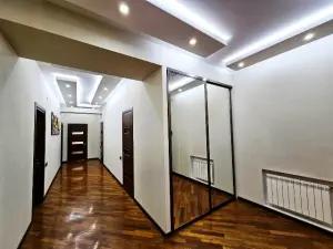 Bakı, yeni tikili 3 otaqlı, satılır, 132 m²  , Nizami rayonu