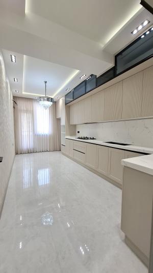 Bakı, yeni tikili 3 otaqlı, satılır, 130 m²  , Yasamal rayonu, Yasamal qəs.