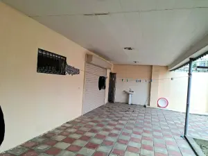 5 otaqlı bağ/həyət evi, kirayə, 180 m², 4 sot, Bakı, Binəqədi rayonu, Binəqədi qəs.