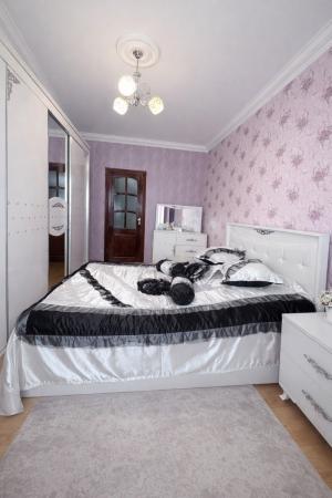 Bakı, köhnə tikili 3 otaqlı, satılır, 80 m²  , Suraxanı rayonu, Yeni Günəşli qəs.