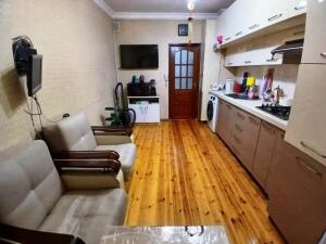 Bakı, köhnə tikili 3 otaqlı, satılır, 3 m²  , Nizami rayonu, 8-ci kilometr