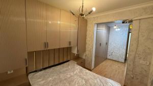 Bakı, köhnə tikili 3 otaqlı, satılır, 63 m²  , Nizami rayonu, 8-ci kilometr