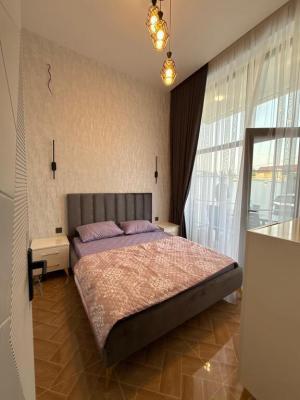 3 комната новостройка, посуточная аренда, 90 m², Бакы, Нәриманов рајону, Бөјүкшор гәс.