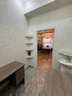 Bakı, ofis 5 otaqlı, satılır, 80 m²  , Nərimanov rayonu