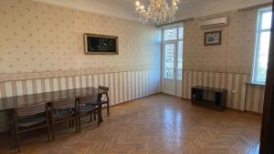 Bakı, köhnə tikili 3 otaqlı, satılır, 75 m²  , Nəsimi rayonu
