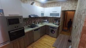 Bakı, köhnə tikili 5 otaqlı, satılır, 100 m²  , Qaradağ rayonu