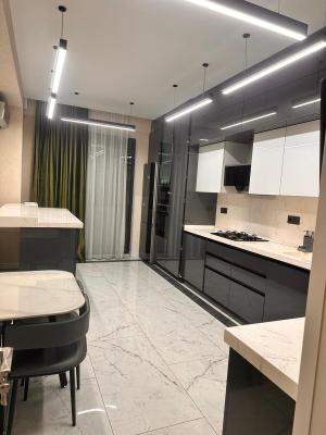 Bakı, yeni tikili 3 otaqlı, kirayə, 120 m²  , Nəsimi rayonu