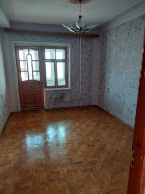 Bakı, köhnə tikili 4 otaqlı, satılır, 100 m²  , Nizami rayonu