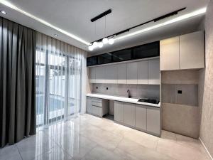 Bakı, bağ/həyət evi 4 otaqlı, satılır, 150 m² , 3.5 sot , Xəzər rayonu, Şüvəlan