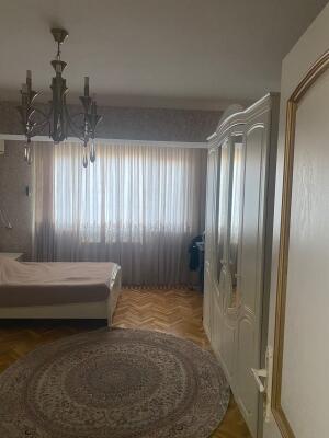 Bakı, köhnə tikili 4 otaqlı, satılır, 100 m²  , Nərimanov rayonu