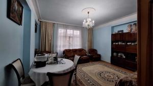 Bakı, yeni tikili 2 otaqlı, satılır, 101 m²  , Səbail rayonu, Badamdar qəs.