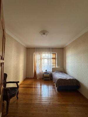 Bakı, köhnə tikili 5 otaqlı, satılır, 100 m²  , Xətai rayonu, Əhmədli