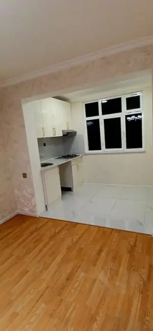1 комната старое здание, продажа, 32 m², Бакы, Низами рајону, 8-ҹи километр