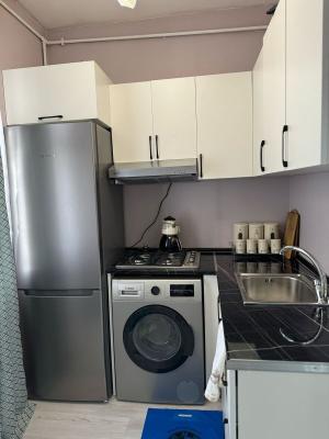 Bakı, köhnə tikili 2 otaqlı, satılır, 53 m²  , Nəsimi rayonu, 5-ci mikrorayon