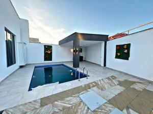 Bakı, bağ/həyət evi 4 otaqlı, satılır, 170 m² , 4.2 sot , Xəzər rayonu, Şüvəlan