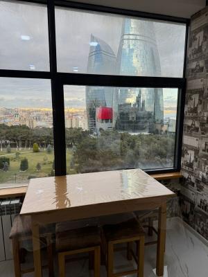 Bakı, köhnə tikili 3 otaqlı, satılır, 76 m²  , Səbail rayonu