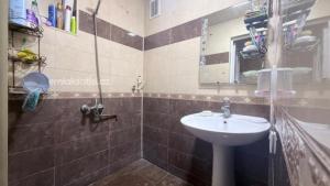 Sumqayıt, köhnə tikili 5 otaqlı, satılır, 93.1 m²  , 45-ci məhəllə