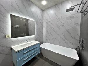 Bakı, həyət evi 5 otaqlı, satılır, 260 m² , 8 sot , Xəzər rayonu, Mərdəkan