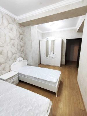 Bakı, yeni tikili 4 otaqlı, kirayə, 125 m²  , Yasamal rayonu, Yasamal qəs.