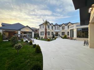 Bakı, həyət evi 7 otaqlı, satılır, 600 m² , 12 sot , Xəzər rayonu, Şüvəlan