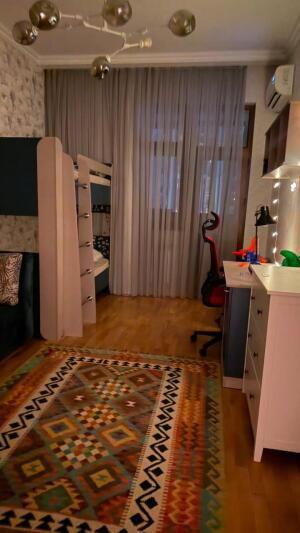 Bakı, yeni tikili 3 otaqlı, satılır, 120 m²  , Səbail rayonu, Bayıl qəs.
