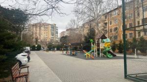 Bakı, köhnə tikili 2 otaqlı, satılır, 50 m²  , Binəqədi rayonu, 6-cı mikrorayon