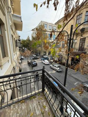 Bakı, köhnə tikili 3 otaqlı, kirayə, 83 m²  , Səbail rayonu