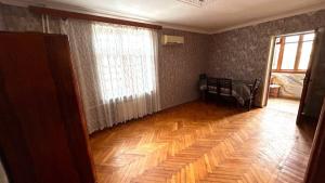 Bakı, köhnə tikili 2 otaqlı, satılır, 38 m²  , Nərimanov rayonu