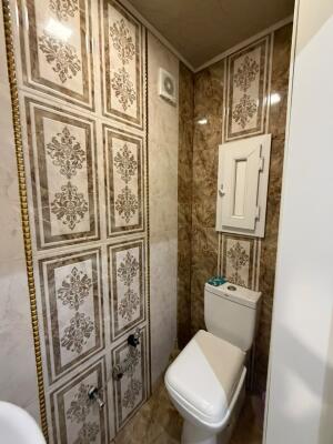 Sumqayıt, köhnə tikili 3 otaqlı, satılır, 72 m²  , 9-cu mikrorayon