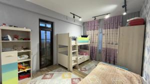 Bakı, yeni tikili 3 otaqlı, satılır, 141 m²  , Binəqədi rayonu, 7-ci mikrorayon
