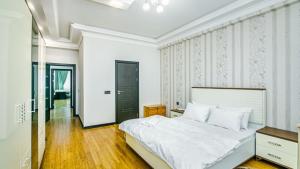 Bakı, yeni tikili 3 otaqlı, kirayə, 135 m²  , Yasamal rayonu, Yasamal qəs.