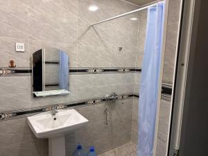 Xırdalan, yeni tikili 2 otaqlı, kirayə, 65 m²  