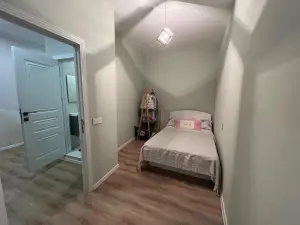 2 комната старое здание, посуточная аренда, 69 m², Бакы, Сәбаил рајону